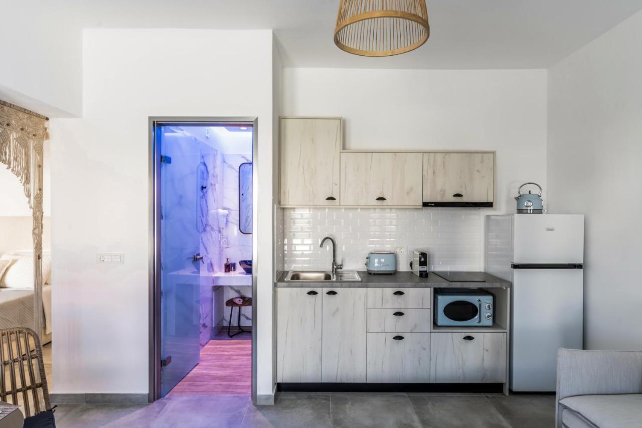 Santorossa Luxury Villas Emporio  المظهر الخارجي الصورة