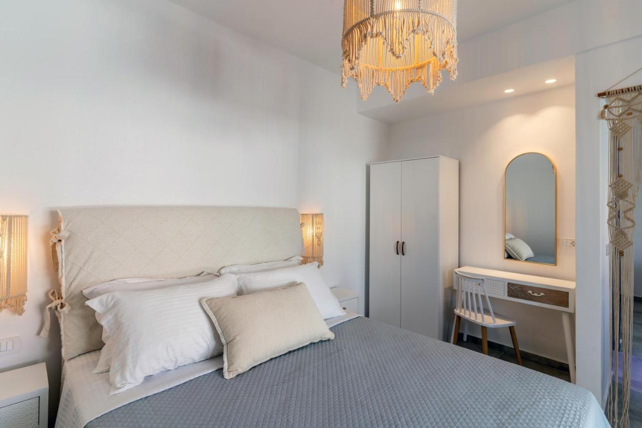 Santorossa Luxury Villas Emporio  المظهر الخارجي الصورة