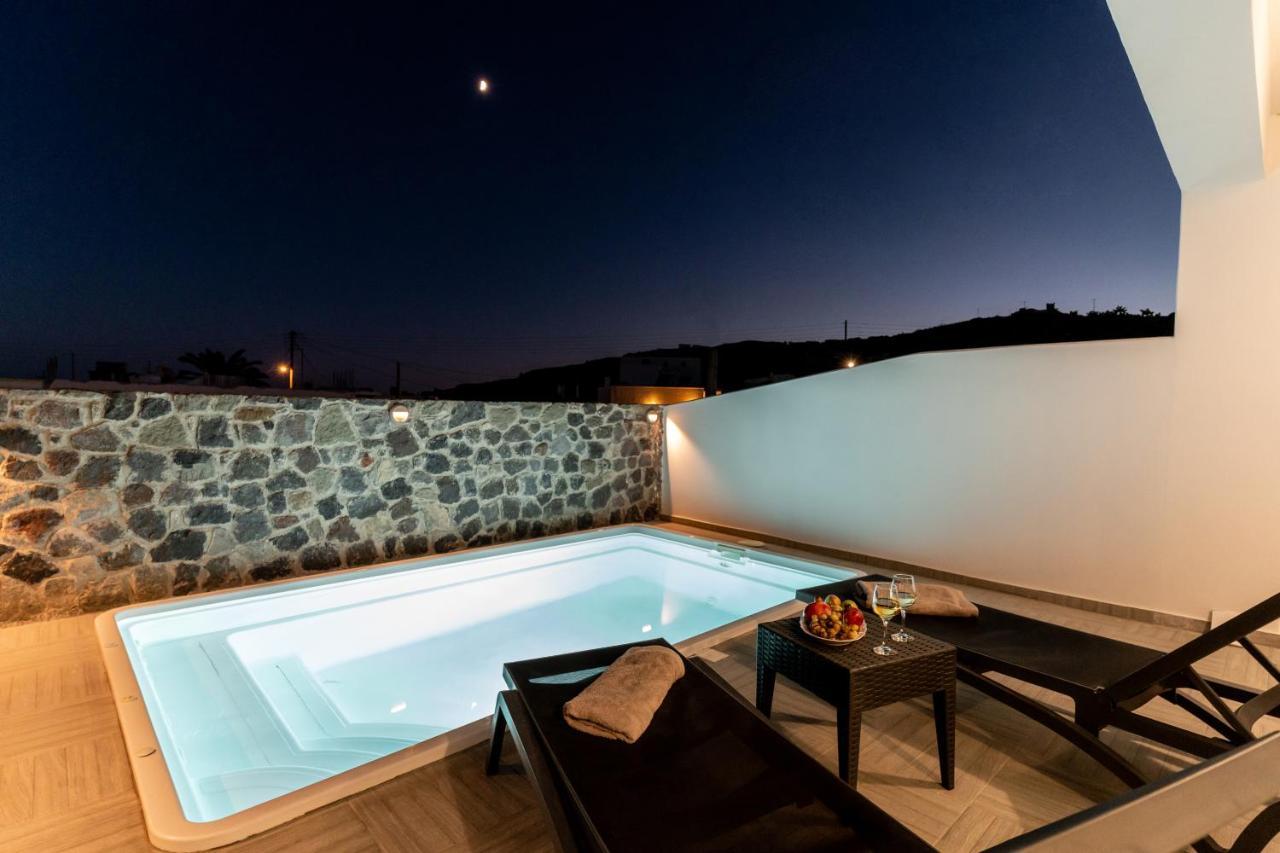 Santorossa Luxury Villas Emporio  المظهر الخارجي الصورة