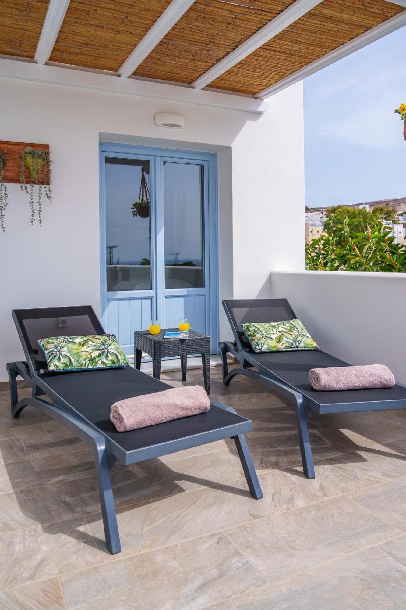 Santorossa Luxury Villas Emporio  المظهر الخارجي الصورة